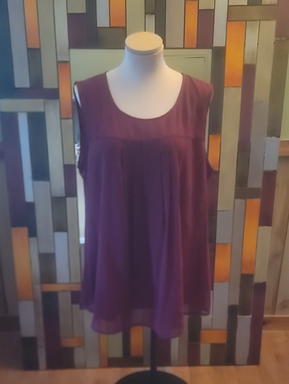 Sleeveless Maroon Chiffon Swing Tank Top